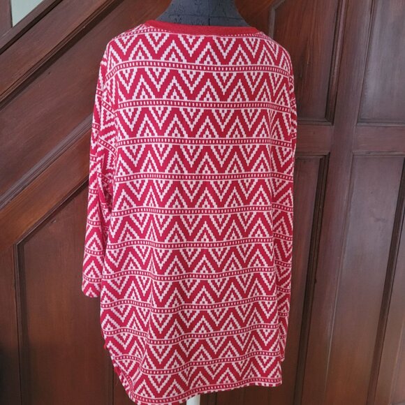 Thomas & Olivia Red & White Llama Christmas Sweater Festive Sequin Scarf Design - Picture 2 of 7